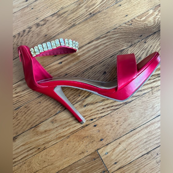 Sexy Red Stilettos - Picture 8 of 9